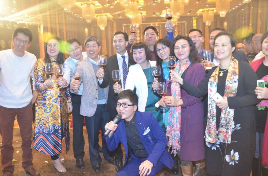 https://mmbiz.qlogo.cn/mmbiz_png/bHcANUS03Amb0F0LZKDb9es7ib4sKAMIOzcFKlTbnFnQl3KTqJ8ia6uiakAdVu9xG0UicW8OfF3LB3pW9C8YIzLjbQ/0?wx_fmt=png